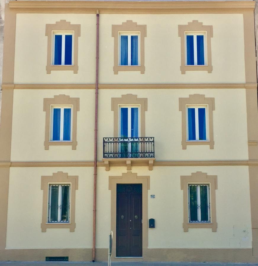 Bed and Breakfast Angioy 18 Sassari Exterior foto