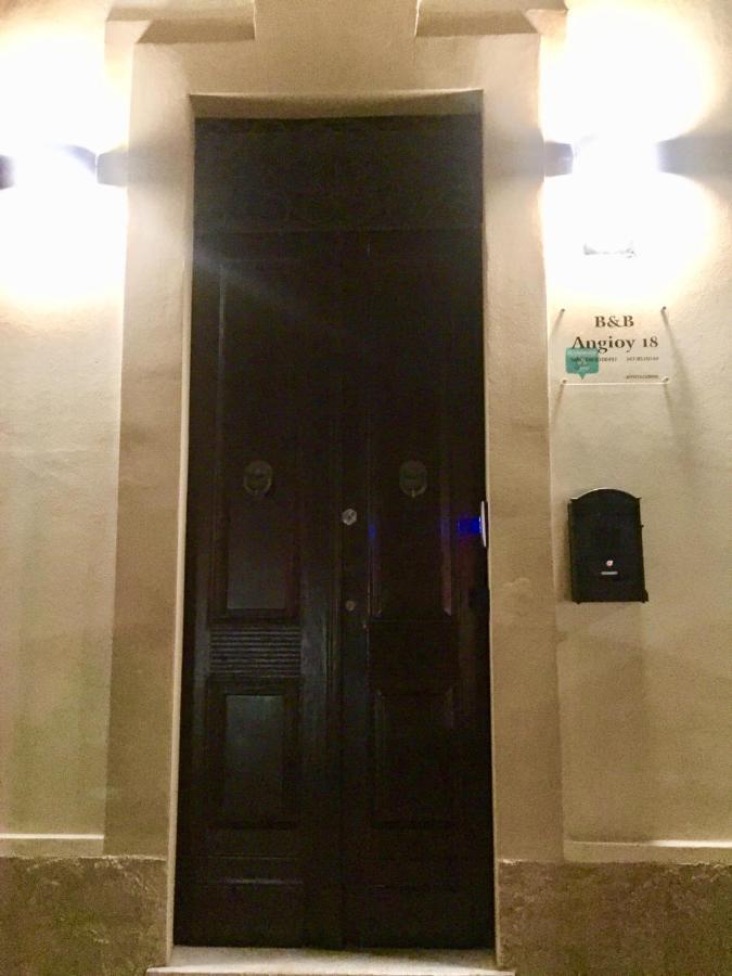 Bed and Breakfast Angioy 18 Sassari Exterior foto